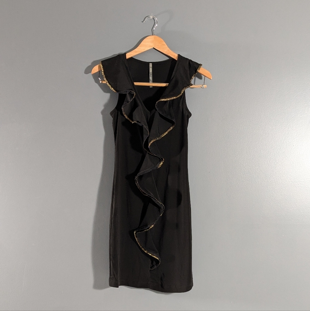 ModCloth Audrey 3+1 jazz v neck ruffle sleeveless black gold glitter dress